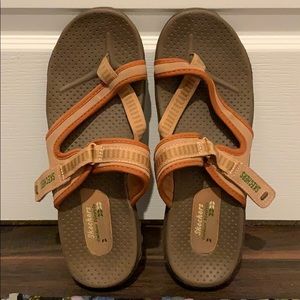 Women’s Skechers Reggaes Sandals